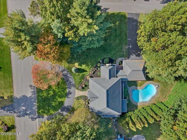 26 Timberwick Drive, Clifton Park, NY 12065