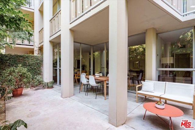 4455 Los Feliz Boulevard 106, Los Angeles, CA 90027