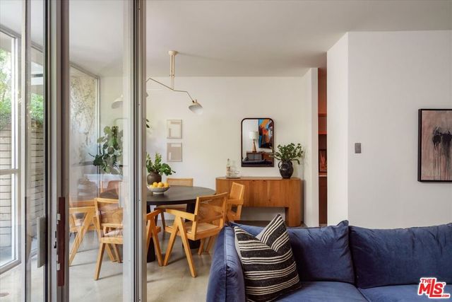 4455 Los Feliz Boulevard 106, Los Angeles, CA 90027