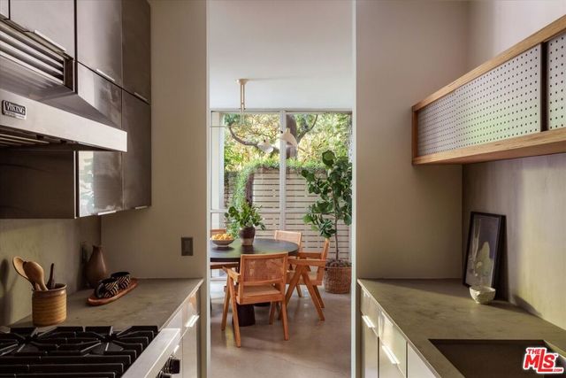 4455 Los Feliz Boulevard 106, Los Angeles, CA 90027