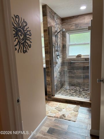 101 RIVERVIEW Drive, East Palatka, FL 32131