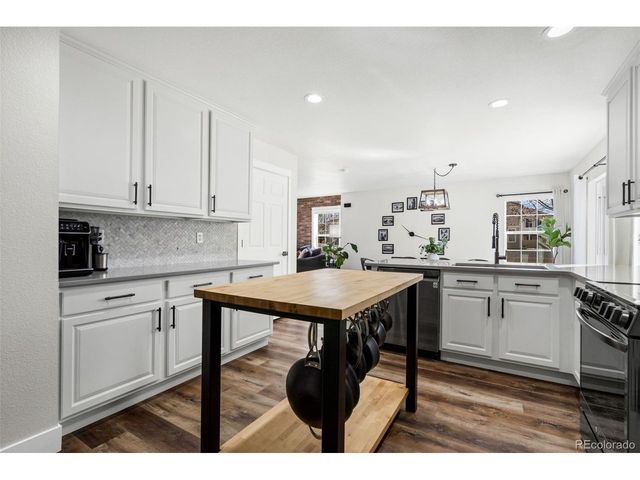 3963 Heatherwood Cir, Johnstown, CO 80534