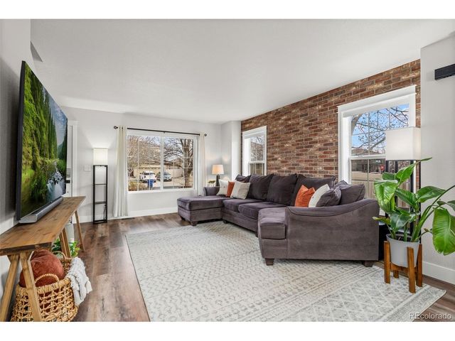 3963 Heatherwood Cir, Johnstown, CO 80534