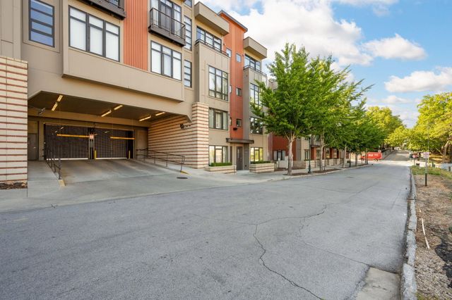 129 Walnut Street Unit 304, Chattanooga, TN 37403