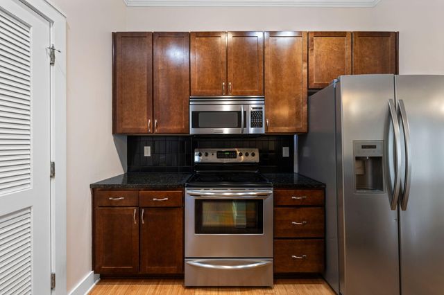 129 Walnut Street Unit 304, Chattanooga, TN 37403