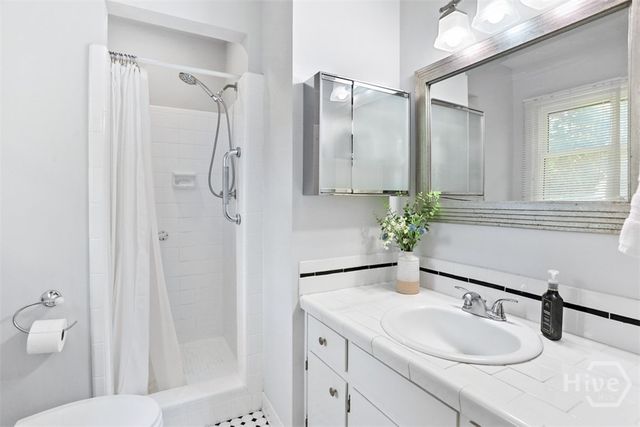 5 Prince Charles Court, Savannah, GA 31406