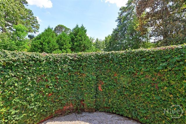 5 Prince Charles Court, Savannah, GA 31406