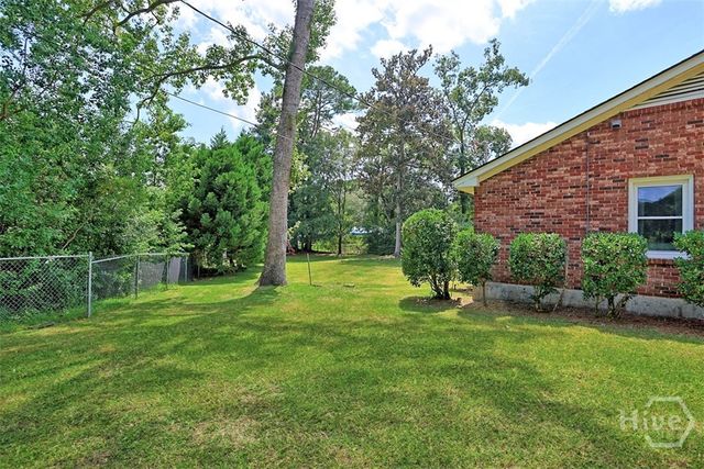 5 Prince Charles Court, Savannah, GA 31406