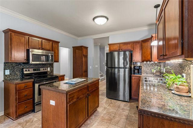 2635 E Neely Place, Fayetteville, AR 72701