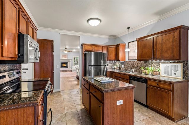 2635 E Neely Place, Fayetteville, AR 72701