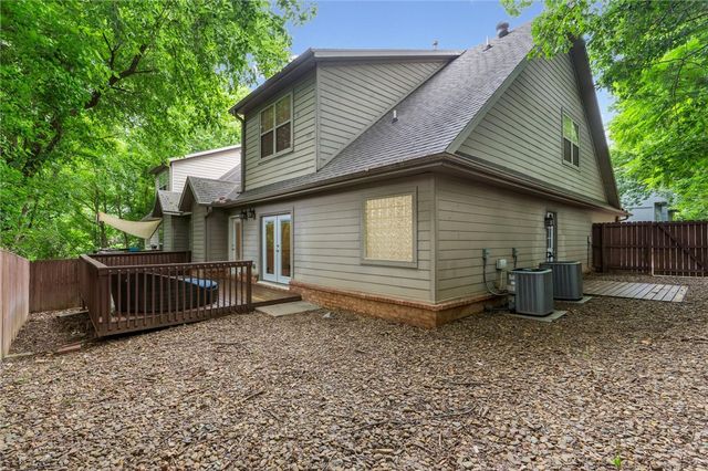 2635 E Neely Place, Fayetteville, AR 72701