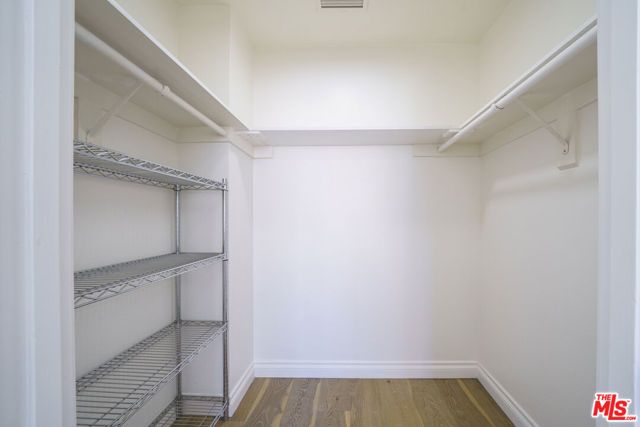600 W 9th Street 1502, Los Angeles, CA 90015