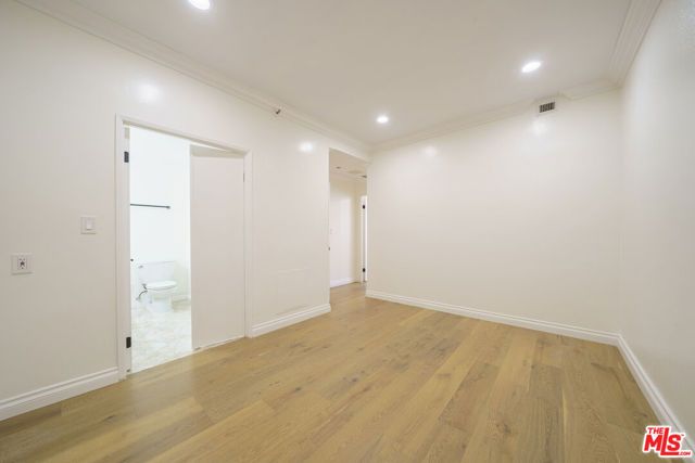 600 W 9th Street 1502, Los Angeles, CA 90015