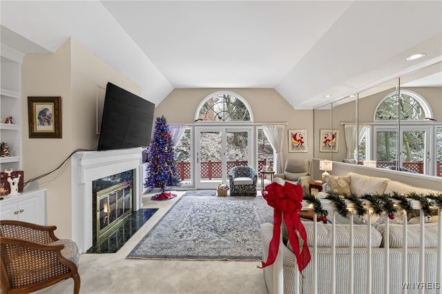 35 Hampton Hill Drive, Amherst, NY 14221