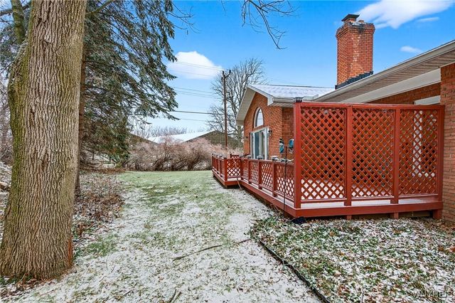 35 Hampton Hill Drive, Amherst, NY 14221