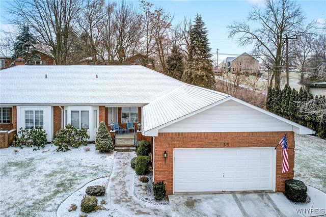 35 Hampton Hill Drive, Amherst, NY 14221