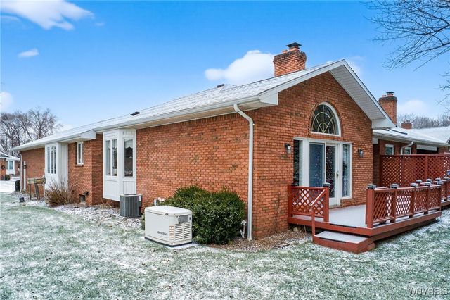 35 Hampton Hill Drive, Amherst, NY 14221