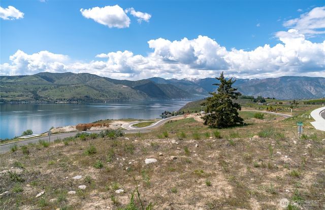 104 Lake Ridge Drive, Chelan, WA 98816