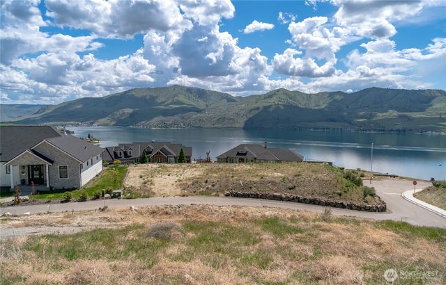 104 Lake Ridge Drive, Chelan, WA 98816
