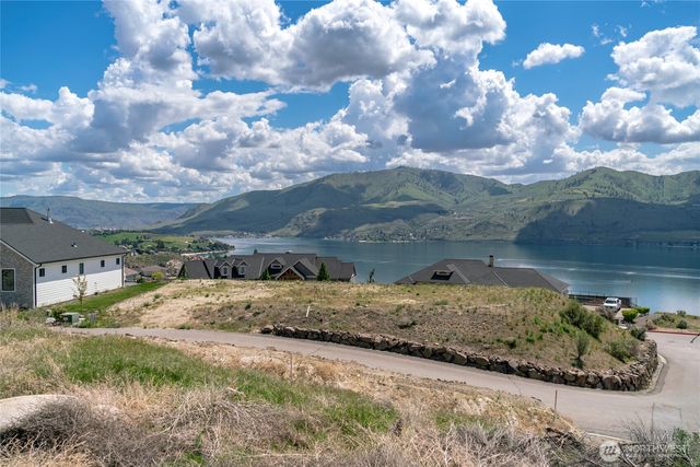 104 Lake Ridge Drive, Chelan, WA 98816