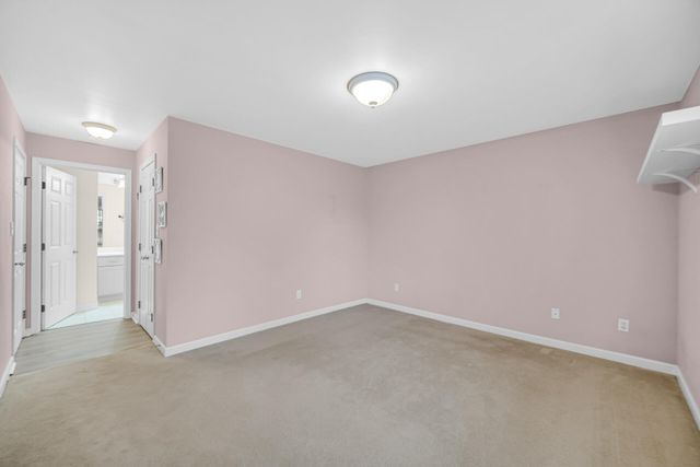 2649 Georgetowne B2, Highland, IN 46322