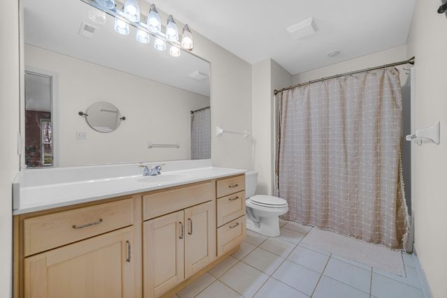 2649 Georgetowne B2, Highland, IN 46322