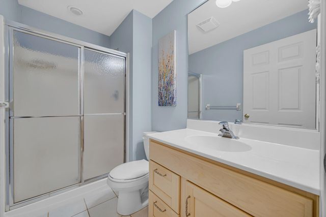 2649 Georgetowne B2, Highland, IN 46322