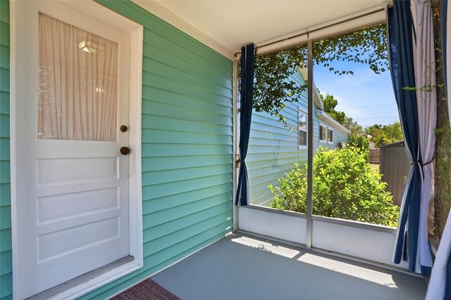 1220 35TH AVENUE N, St Petersburg, FL 33704