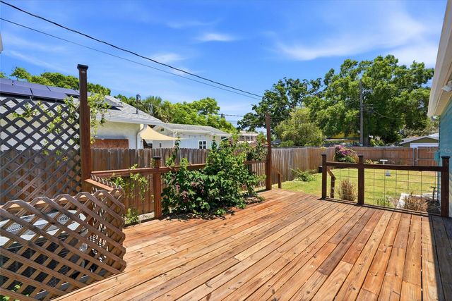 1220 35TH AVENUE N, St Petersburg, FL 33704