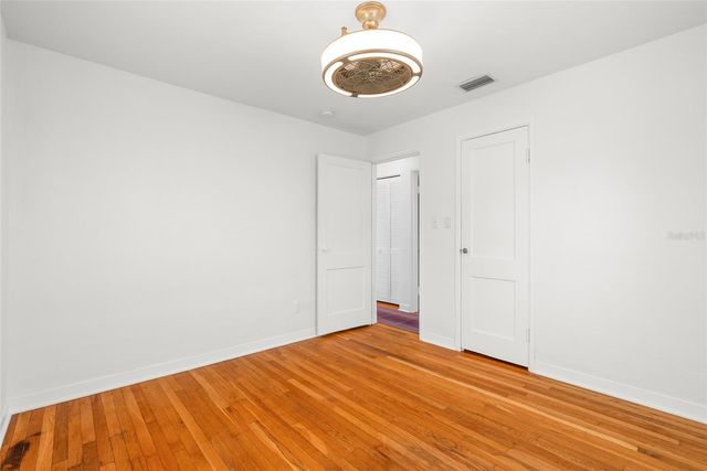 1220 35TH AVENUE N, St Petersburg, FL 33704