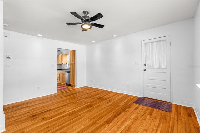 1220 35TH AVENUE N, St Petersburg, FL 33704