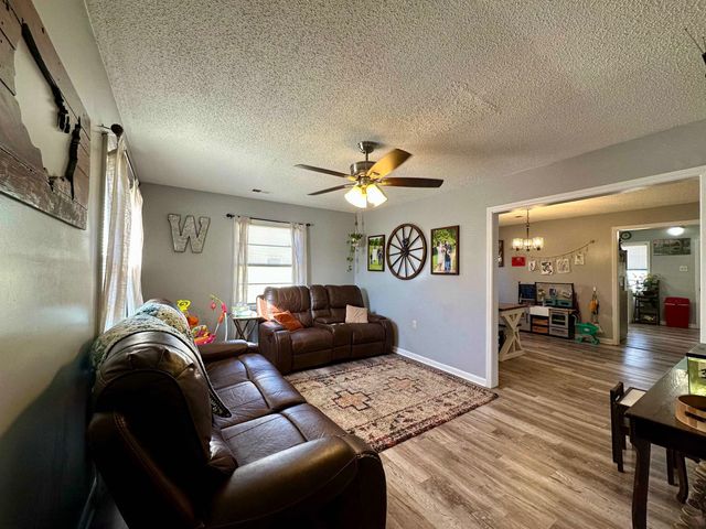 20 LAGRANGE ST, Moscow, TN 38057