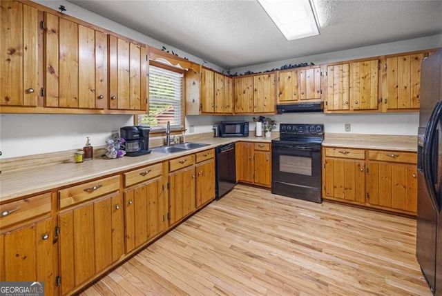 62 Peach Lane, Ellijay, GA 30536