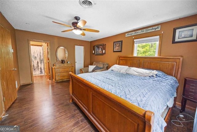 62 Peach Lane, Ellijay, GA 30536