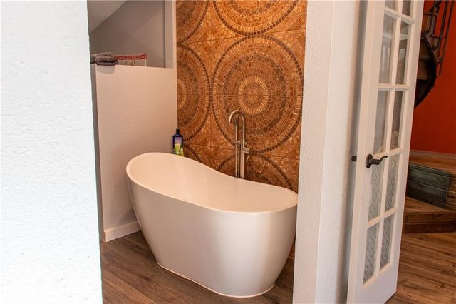 1150 700th Road, Holden, MO 64040