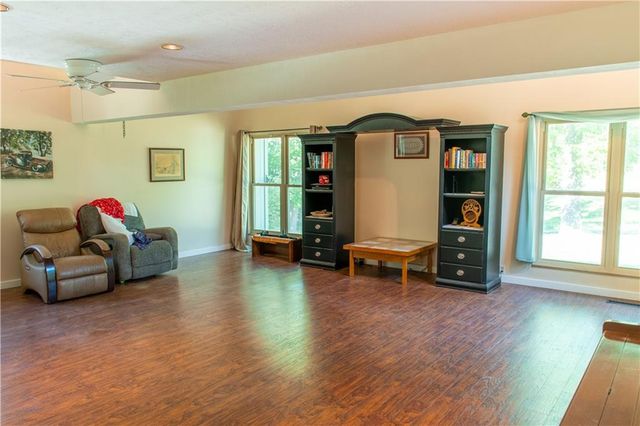 1150 700th Road, Holden, MO 64040