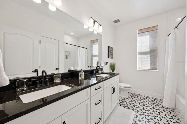 1304 FOLTZ LOOP, Oakland, FL 34787