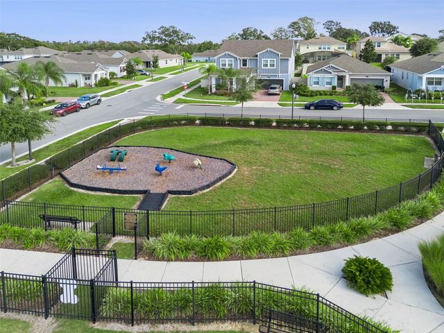 1304 FOLTZ LOOP, Oakland, FL 34787