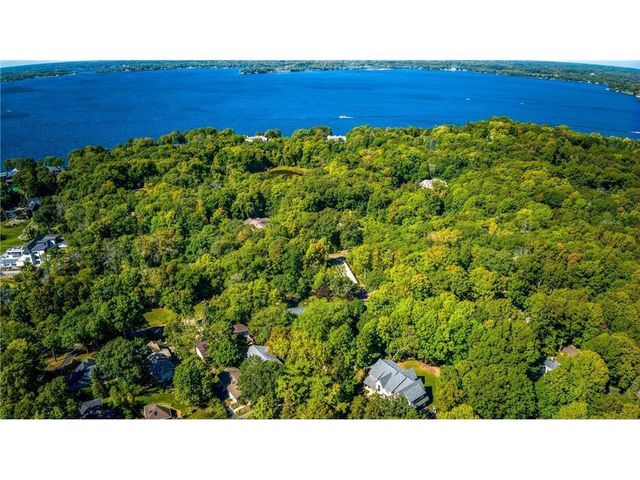 3610 Northome Avenue, Deephaven, MN 55391