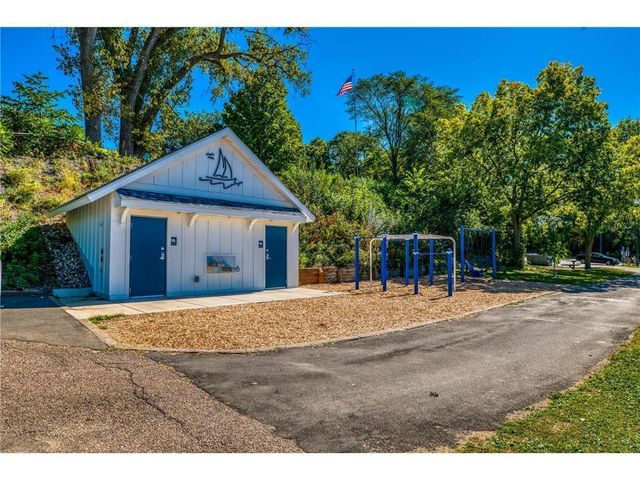 3610 Northome Avenue, Deephaven, MN 55391