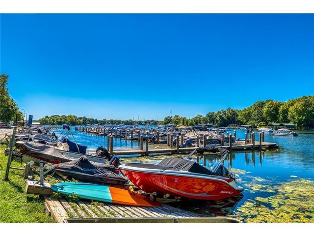 3610 Northome Avenue, Deephaven, MN 55391