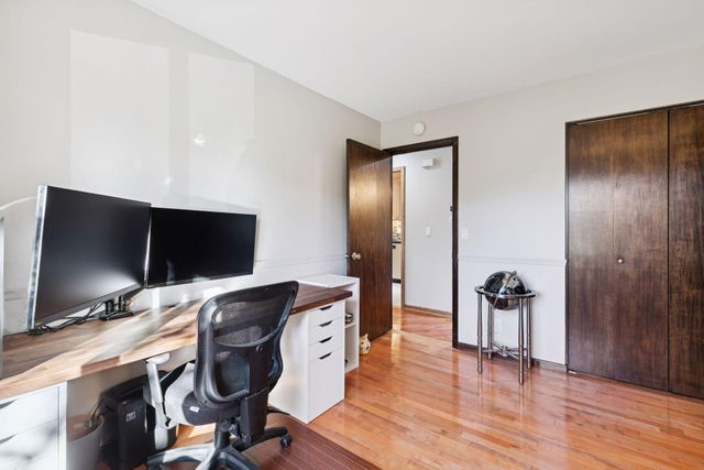 4680 Ridge Cliff Drive, Eagan, MN 55122