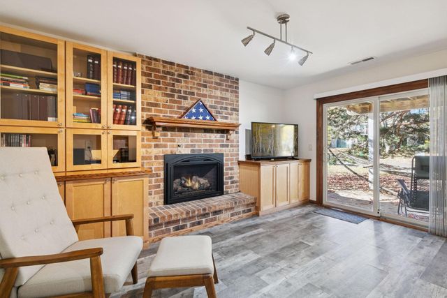 4680 Ridge Cliff Drive, Eagan, MN 55122