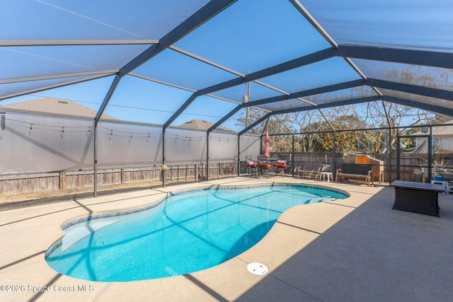 559 Mimosa Street SW, Palm Bay, FL 32907