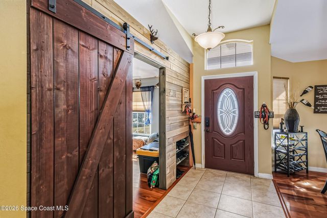 559 Mimosa Street SW, Palm Bay, FL 32907