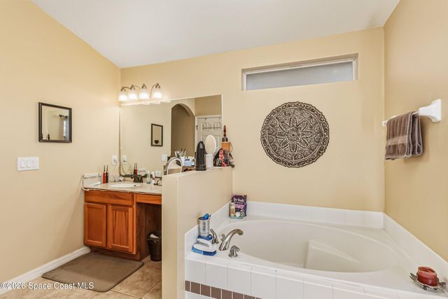 559 Mimosa Street SW, Palm Bay, FL 32907