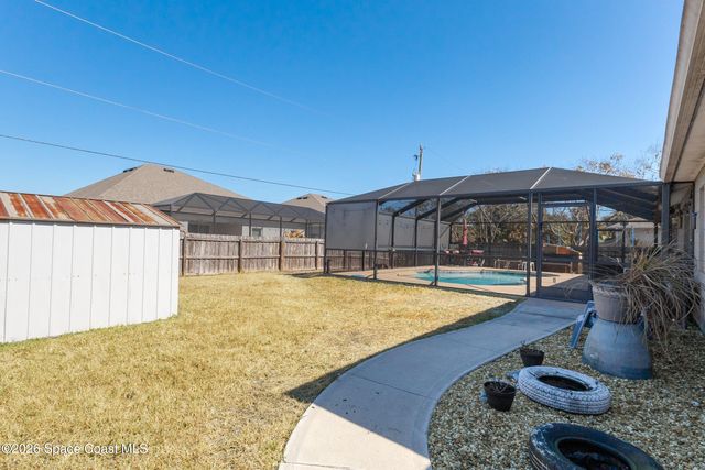 559 Mimosa Street SW, Palm Bay, FL 32907