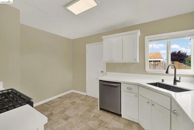 2208 Potrero Ave, Richmond, CA 94804