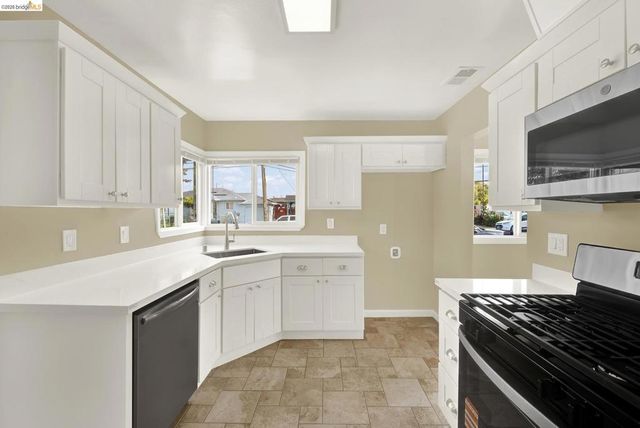 2208 Potrero Ave, Richmond, CA 94804