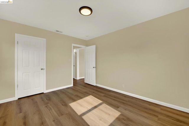 2208 Potrero Ave, Richmond, CA 94804